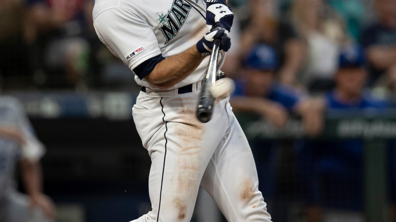 Soler's homer helps Royals snap Seattle skid with 6-4 win